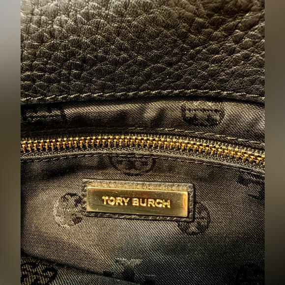 Tory Burch Britten Combo Crossbody Bag - Black Pebbled Leather - Gold Hardware - Picture 5 of 11